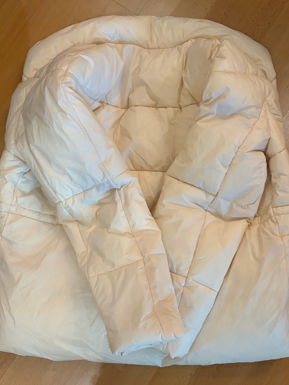 J. Crew Short Cream Puffer Jacket - Picture 2 of 4
